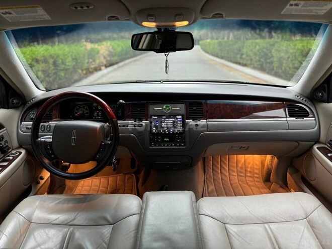 Lincoln Town Car 2008, 102,000 km - 4.6 l - Bakı