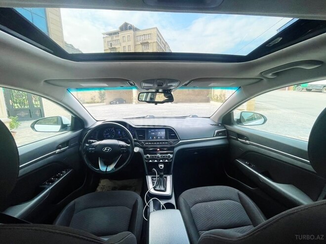 Hyundai Elantra 2019, 118,000 km - 2.0 л - Bakı