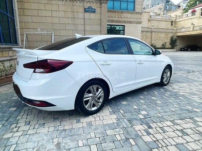 Hyundai Elantra 2019, 118,000 km - 2.0 л - Bakı