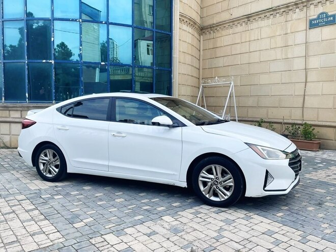 Hyundai Elantra 2019, 118,000 km - 2.0 л - Bakı
