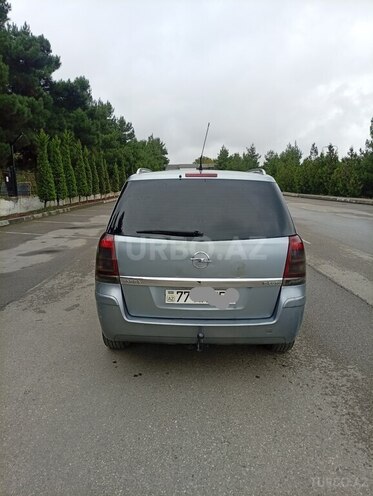 Opel Zafira 2006, 330,100 km - 1.9 l - Quba
