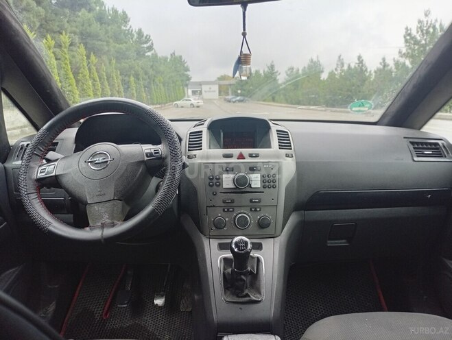 Opel Zafira 2006, 330,100 km - 1.9 l - Quba