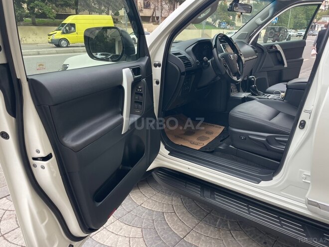 Toyota Land Cruiser Prado 2021, 87,000 km - 2.8 l - Bakı