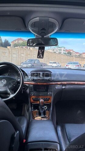 Mercedes E 200 2003, 283,000 km - 2.2 l - Bakı