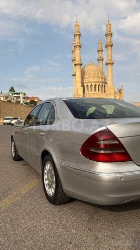 Mercedes E 200 2003, 283,000 km - 2.2 l - Bakı