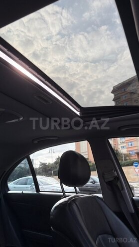 Mercedes E 200 2003, 283,000 km - 2.2 l - Bakı