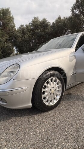 Mercedes E 200 2003, 283,000 km - 2.2 l - Bakı
