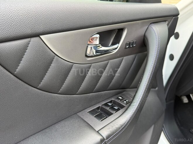 Infiniti  2015, 119,000 km - 3.7 l - Bakı