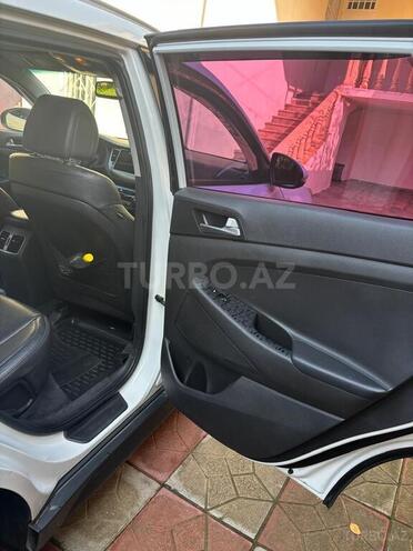 Hyundai Tucson 2015, 228,000 km - 2.0 l - Bakı
