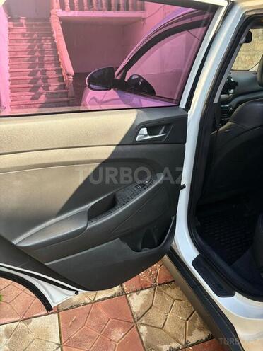 Hyundai Tucson 2015, 228,000 km - 2.0 l - Bakı
