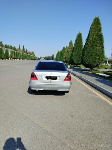 Mercedes C 180 1999, 250,000 km - 1.8 l - Gəncə