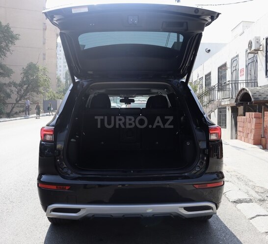 Mitsubishi Outlander 2022, 90,000 km - 2.5 л - Bakı