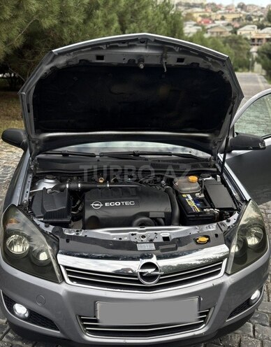Opel Astra 2009, 301,600 km - 1.3 л - Bakı