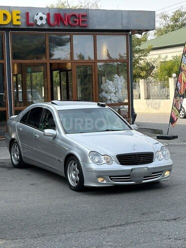 Mercedes C 320 2002, 283,032 km - 3.2 л - Bakı