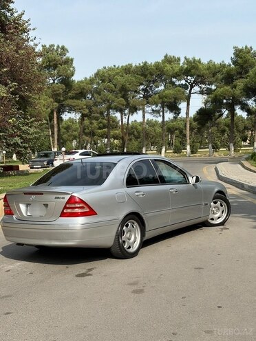 Mercedes C 320 2002, 283,032 km - 3.2 л - Bakı