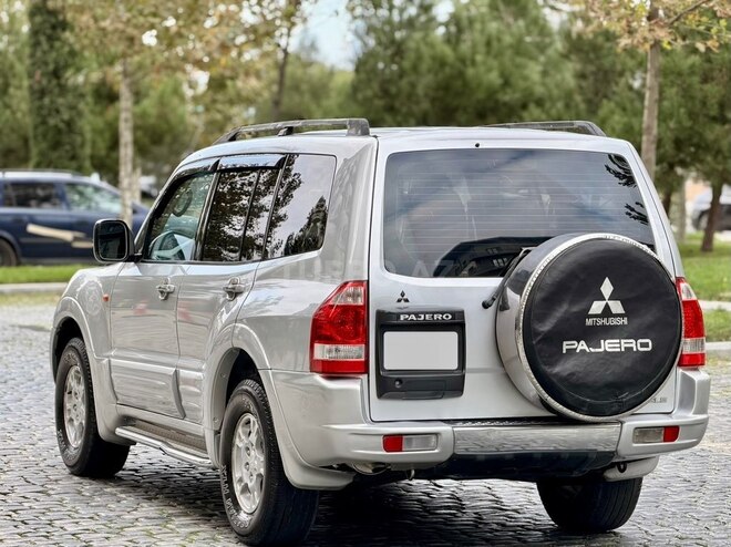 Mitsubishi Pajero 2006, 300,000 km - 3.0 l - Bakı