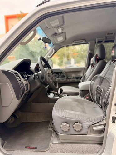 Mitsubishi Pajero 2006, 300,000 km - 3.0 l - Bakı