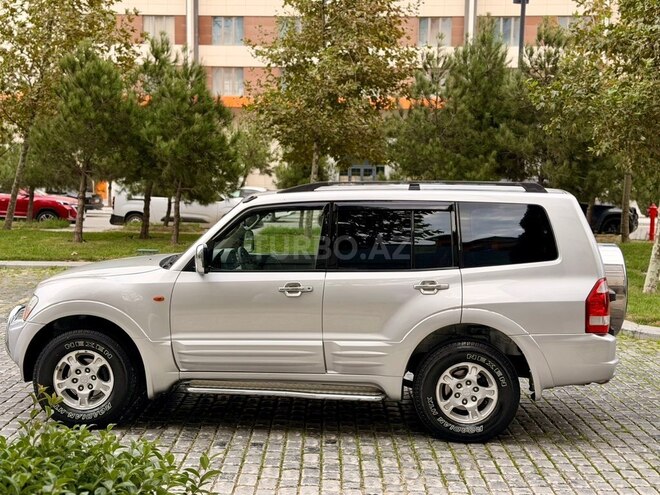 Mitsubishi Pajero 2006, 300,000 km - 3.0 l - Bakı