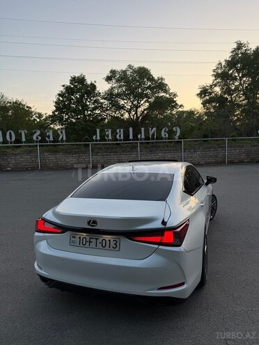 Lexus ES 300h 2020, 95,000 km - 2.5 l - Bakı