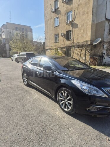 Hyundai Grandeur 2015, 228,000 km - 2.2 л - Bakı