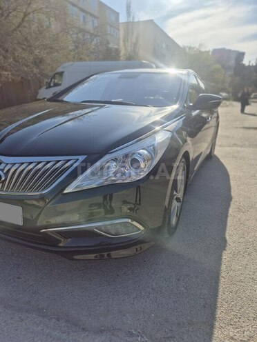 Hyundai Grandeur 2015, 228,000 km - 2.2 л - Bakı