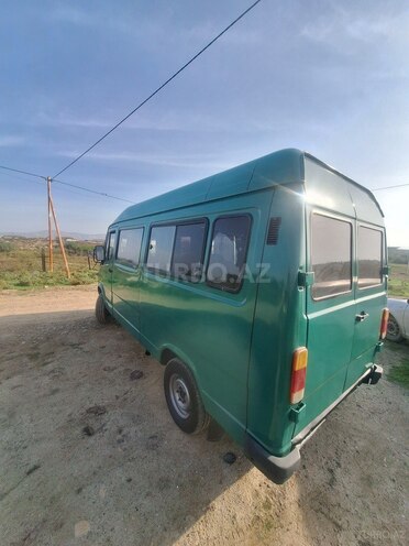 Mercedes 208 D 1993, 500,000 km - 2.3 l - Kürdəmir
