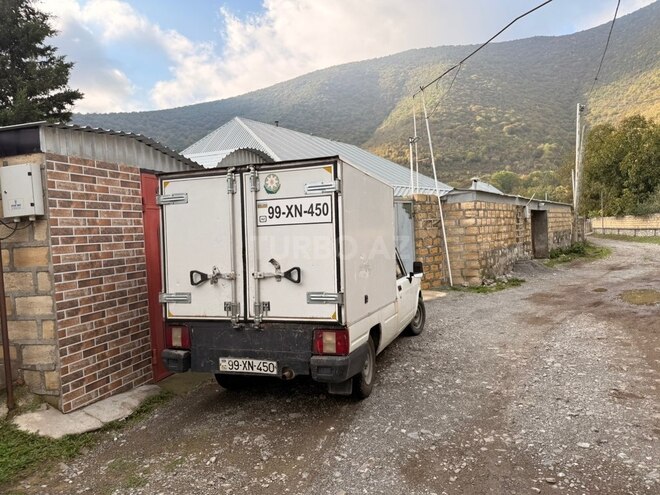 IJ 27175 2009, 84,226 km - 1.6 l - Şəki