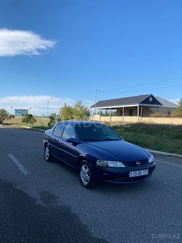 Opel Vectra 1997, 350,000 km - 2.0 l - Ağstafa