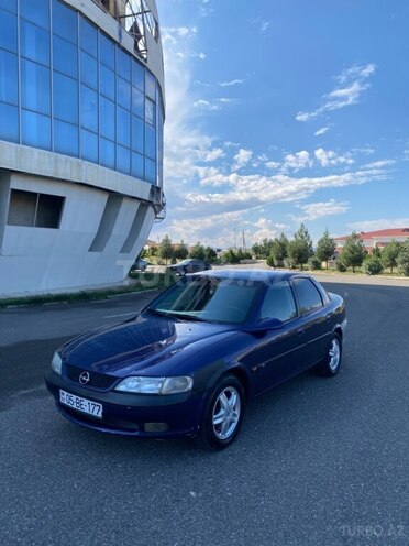 Opel Vectra 1997, 350,000 km - 2.0 l - Ağstafa