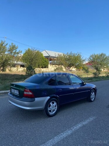 Opel Vectra 1997, 350,000 km - 2.0 l - Ağstafa