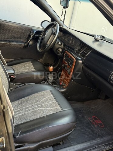 Opel Vectra 1996, 450,000 km - 2.0 л - Gəncə