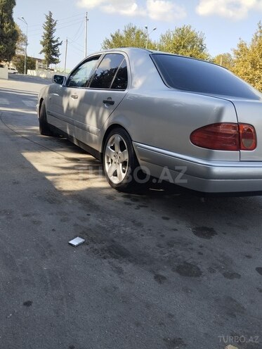 Mercedes E 230 1997, 365,238 km - 2.3 л - Mingəçevir
