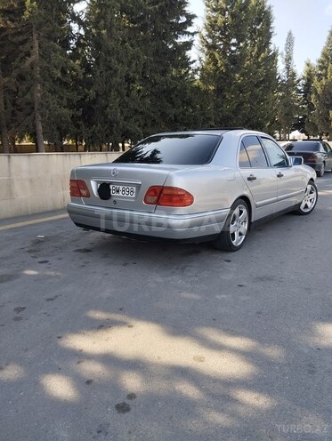 Mercedes E 230 1997, 365,238 km - 2.3 л - Mingəçevir