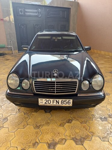 Mercedes E 240 1998, 221,319 km - 2.4 l - Gəncə