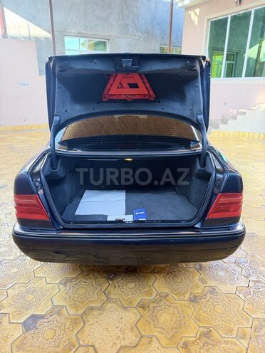 Mercedes E 240 1998, 221,319 km - 2.4 l - Gəncə