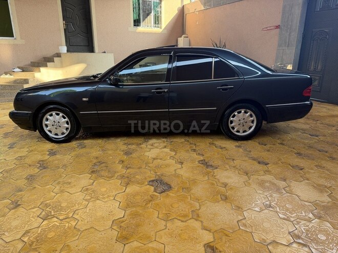 Mercedes E 240 1998, 221,319 km - 2.4 l - Gəncə