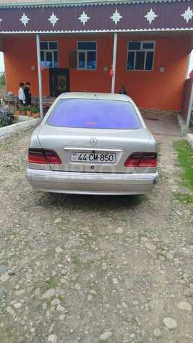 Mercedes E 270 2001, 920,250 km - 2.7 л - Masallı