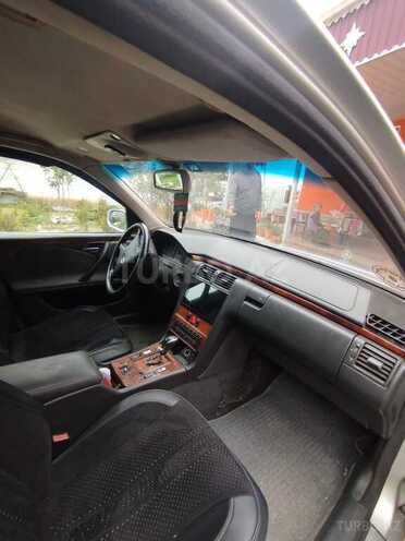 Mercedes E 270 2001, 920,250 km - 2.7 л - Masallı
