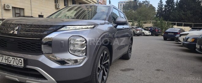 Mitsubishi Outlander 2022, 85,000 km - 2.5 л - Bakı