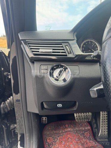 Mercedes E 250 2010, 157,000 km - 1.8 l - Bakı