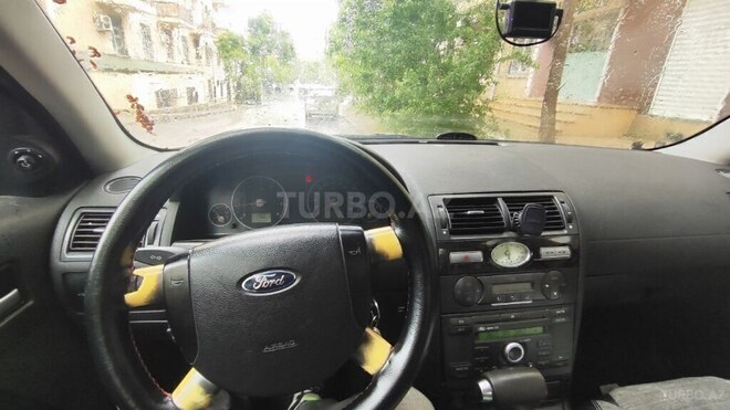 Ford Mondeo 2004, 289,000 km - 2.0 л - Bakı