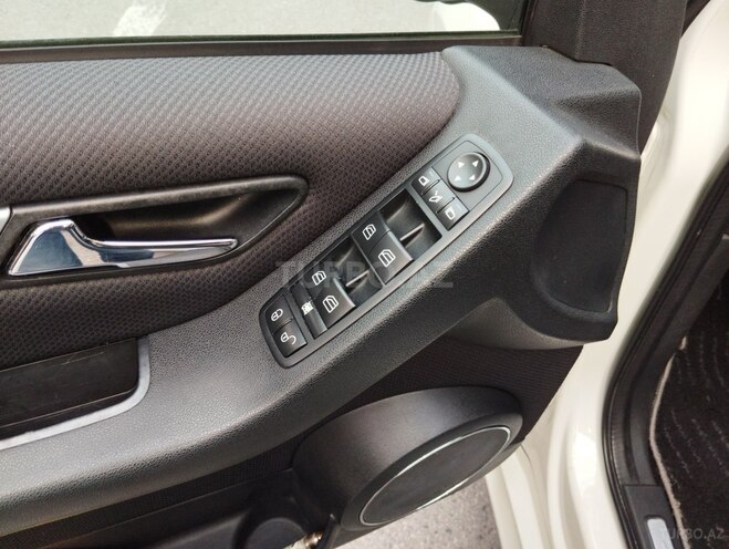 Mercedes B 170 2009, 148,000 km - 1.7 l - Bakı