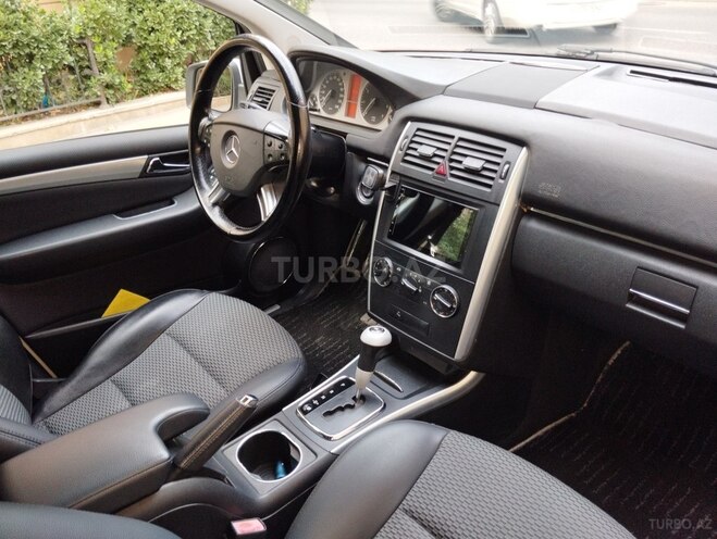 Mercedes B 170 2009, 148,000 km - 1.7 l - Bakı