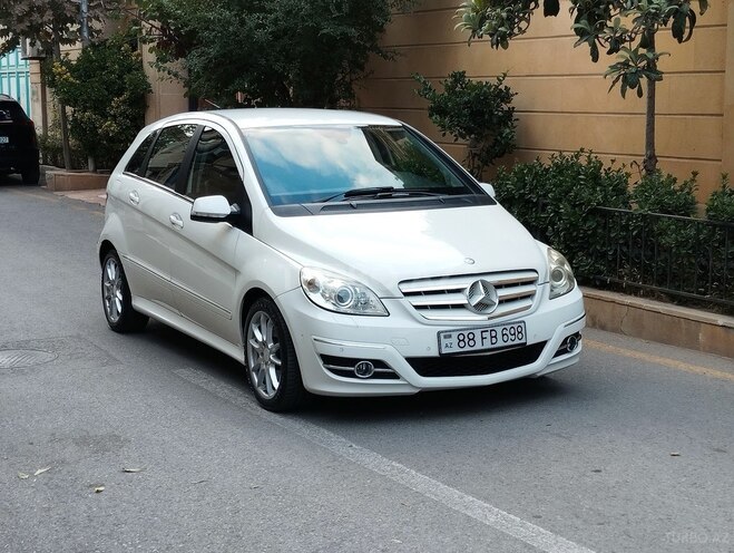 Mercedes B 170 2009, 148,000 km - 1.7 l - Bakı