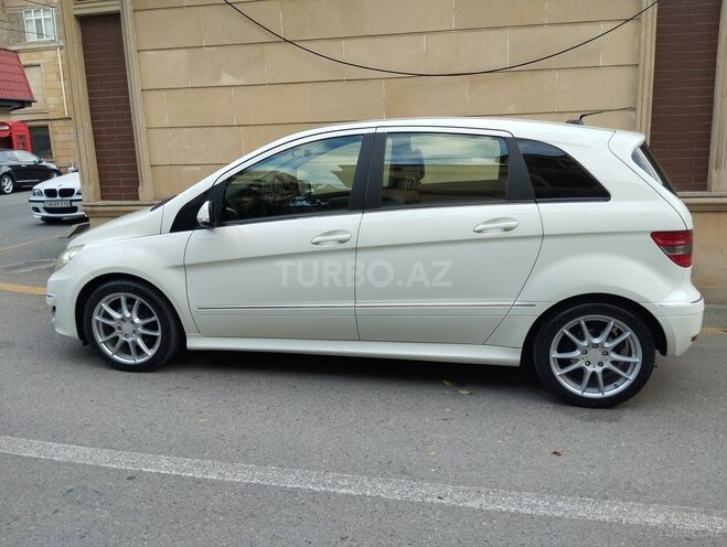 Mercedes B 170 2009, 148,000 km - 1.7 l - Bakı