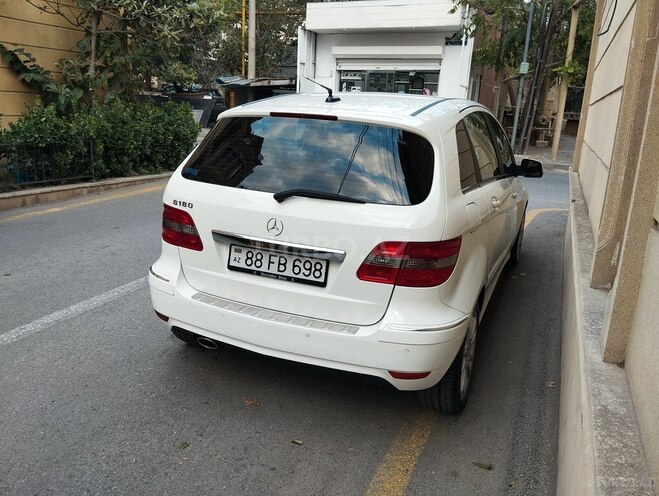 Mercedes B 170 2009, 148,000 km - 1.7 l - Bakı