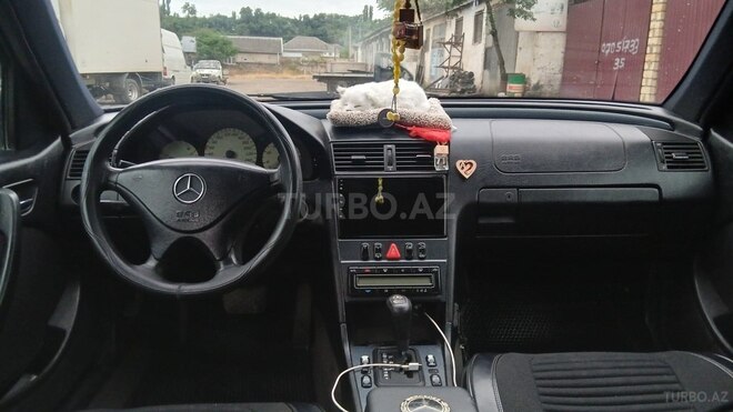 Mercedes C 230 1999, 1,500 km - 2.3 l - Quba