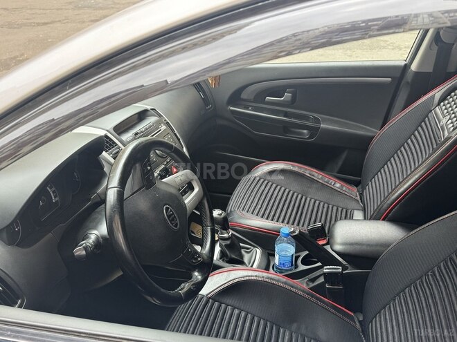 Kia  2009, 235,429 km - 1.6 л - Bakı