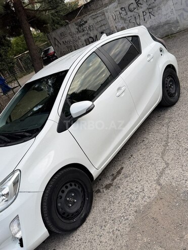 Toyota Aqua 2016, 138,200 km - 1.5 л - Bakı