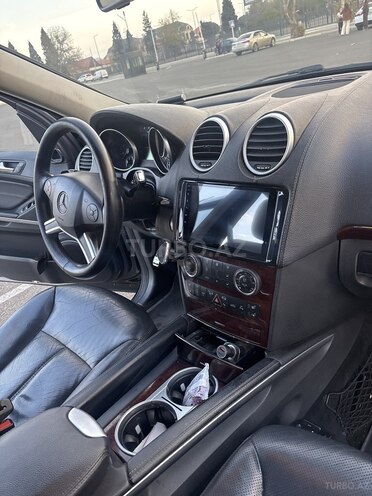 Mercedes GL 500 4MATIC 2008, 220,000 km - 5.5 l - Gəncə